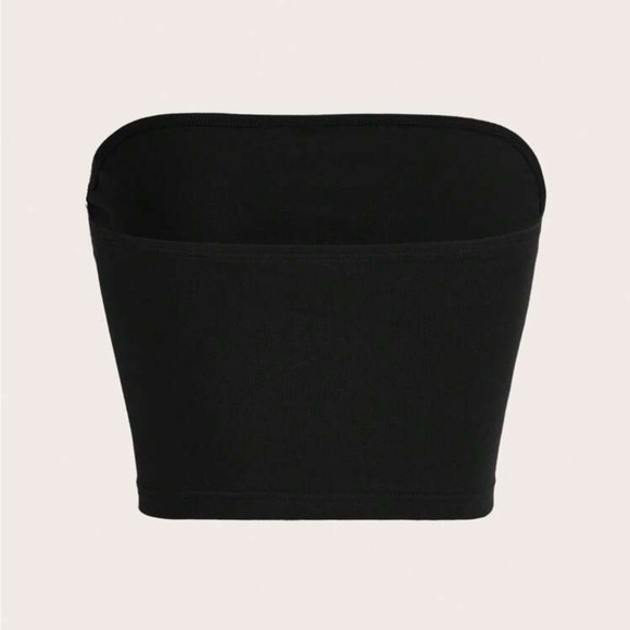 SHEIN Black Crop Top with Skull and Flame Motif - Picture 3 of 3